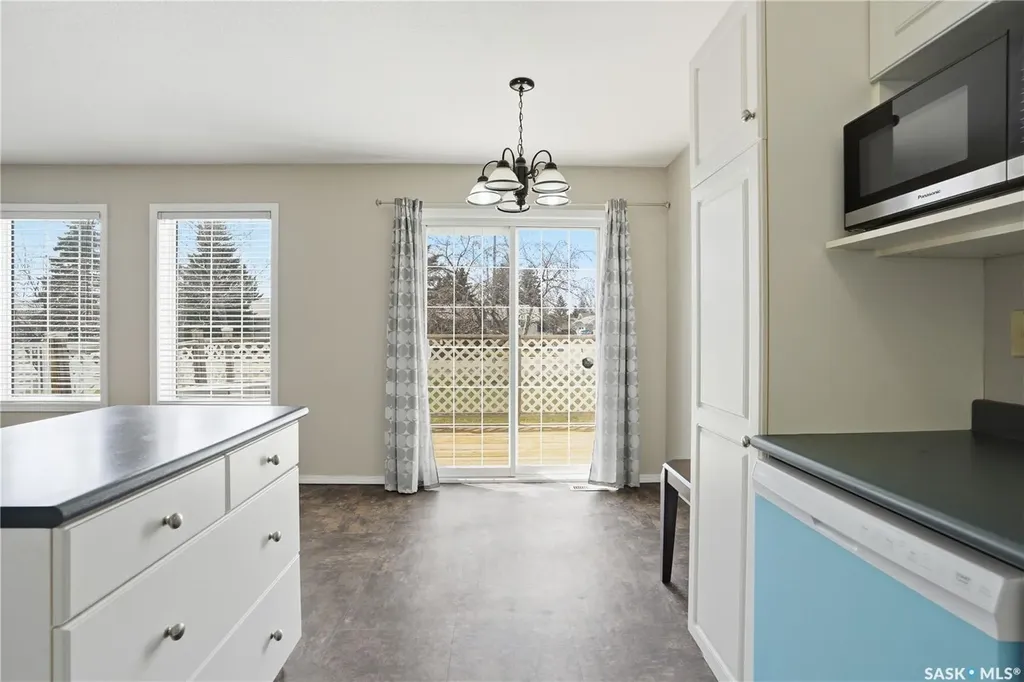110 Keevil Crescent Saskatoon SK S7N 4N8