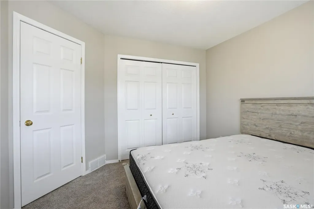 110 Keevil Crescent Saskatoon SK S7N 4N8