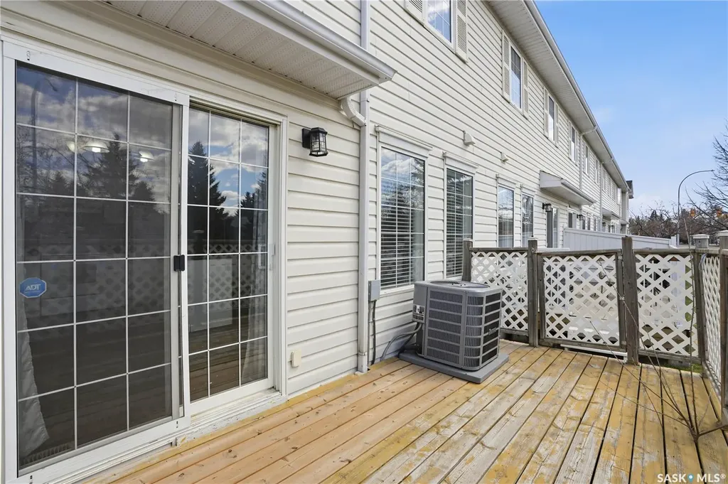 110 Keevil Crescent Saskatoon SK S7N 4N8
