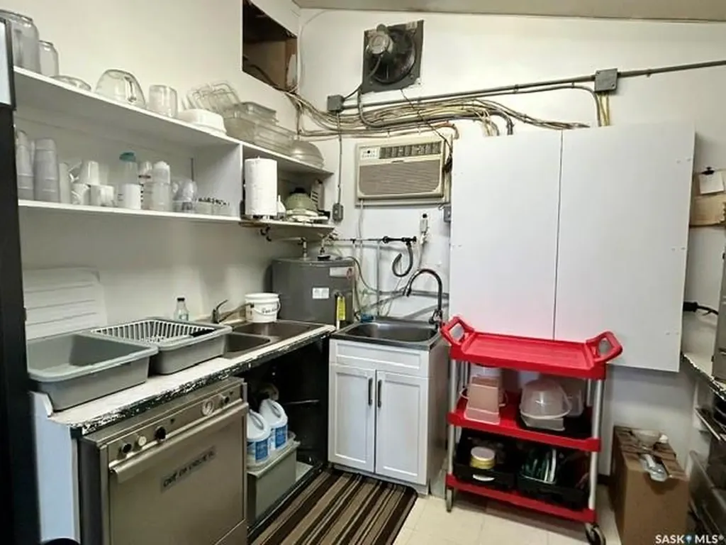 123 Aspen Street Leroy SK S0K 2P0