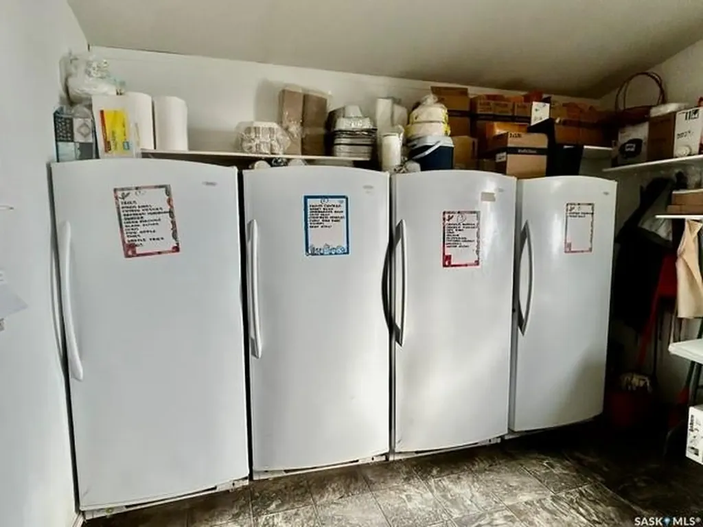 123 Aspen Street Leroy SK S0K 2P0