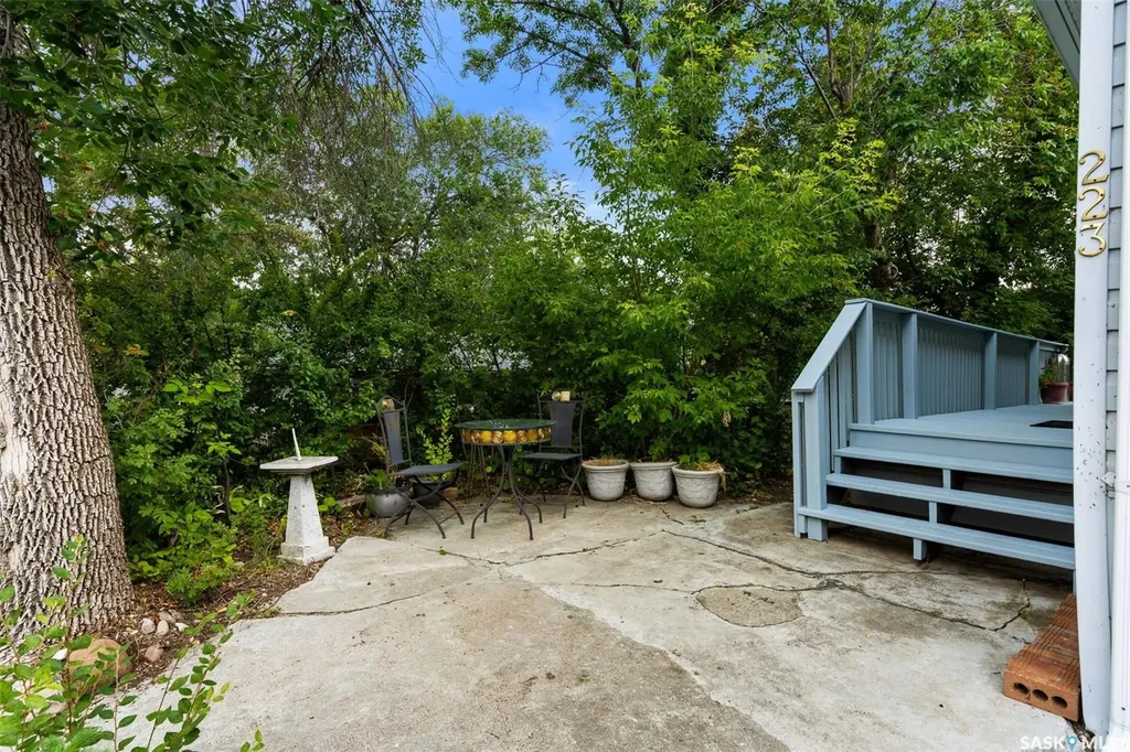 223 2nd Street E Regina Beach SK S0G 4C0