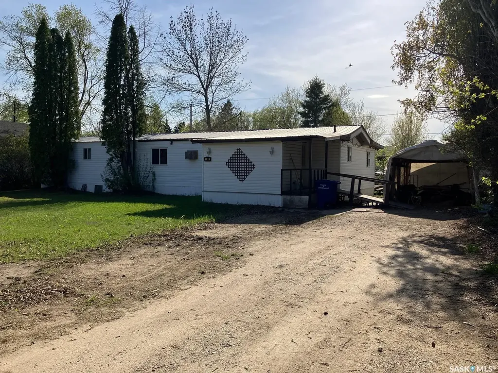 407 Railway Avenue White Fox SK S0J 3B0