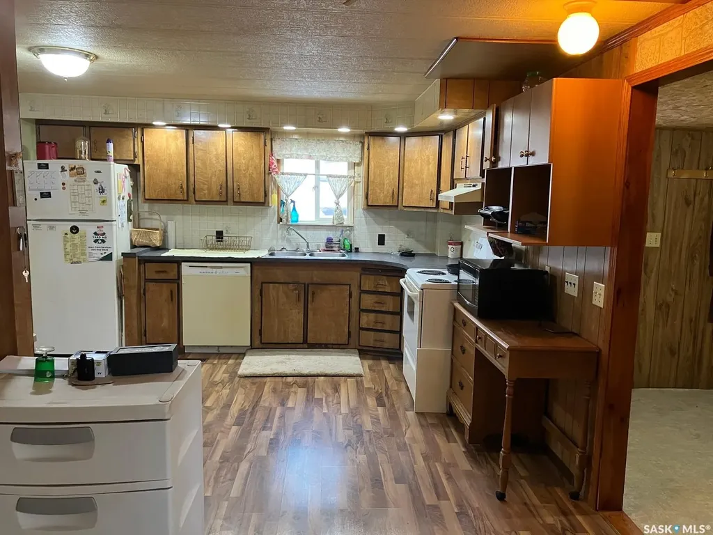 407 Railway Avenue White Fox SK S0J 3B0