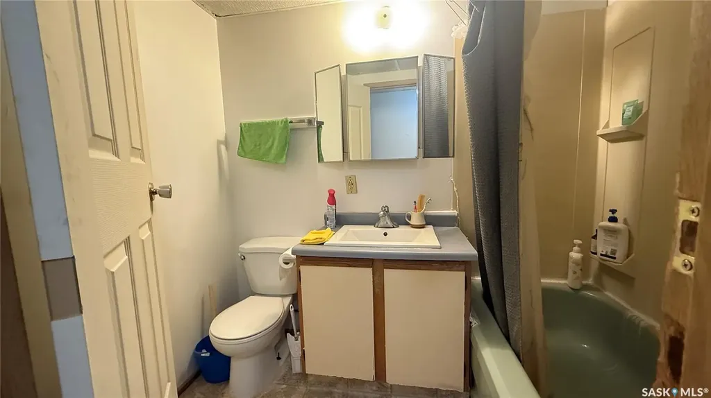 1632 101st Street North Battleford SK S9A 1G9