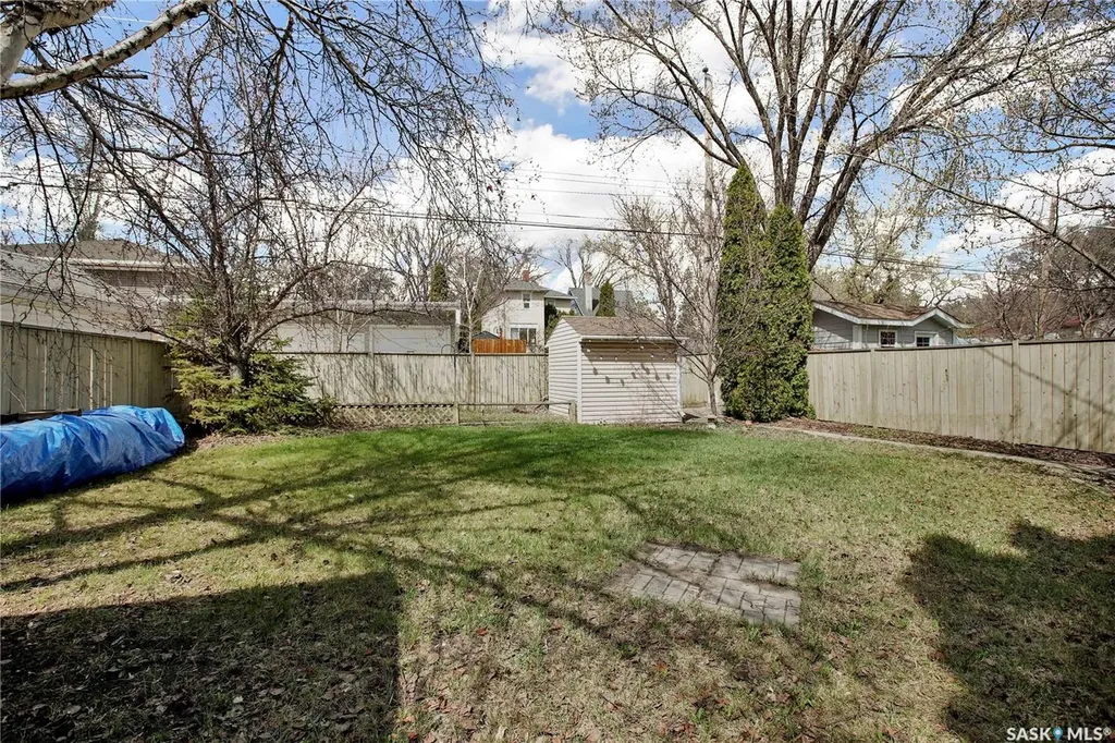 635 4th Street E Saskatoon SK S7H 1J8