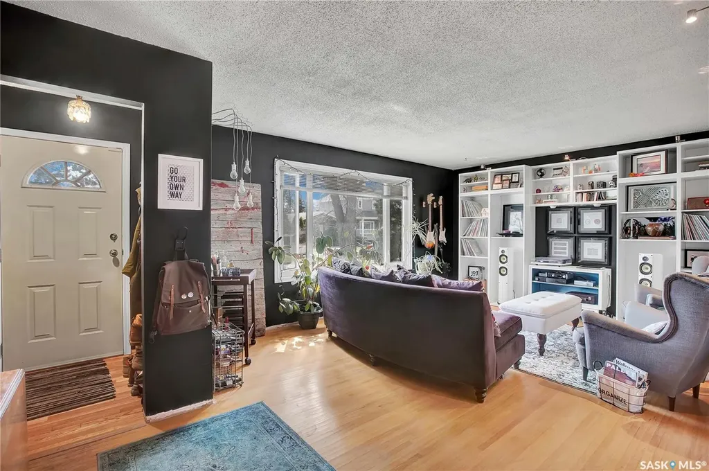 635 4th Street E Saskatoon SK S7H 1J8