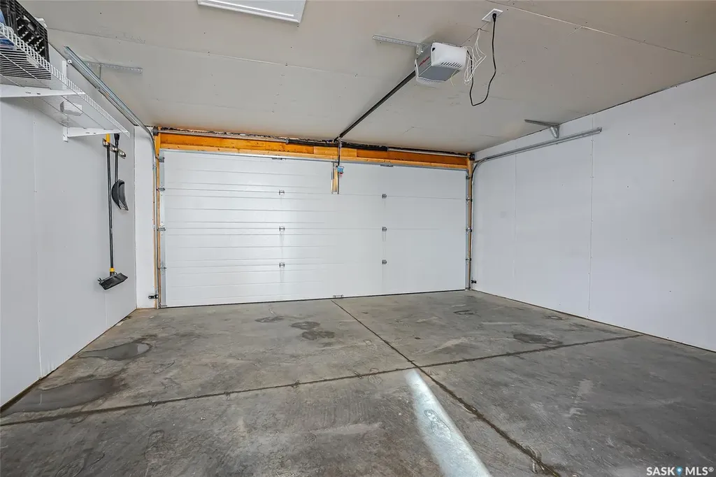 404 Underhill Road Saskatoon SK S7V 0V4
