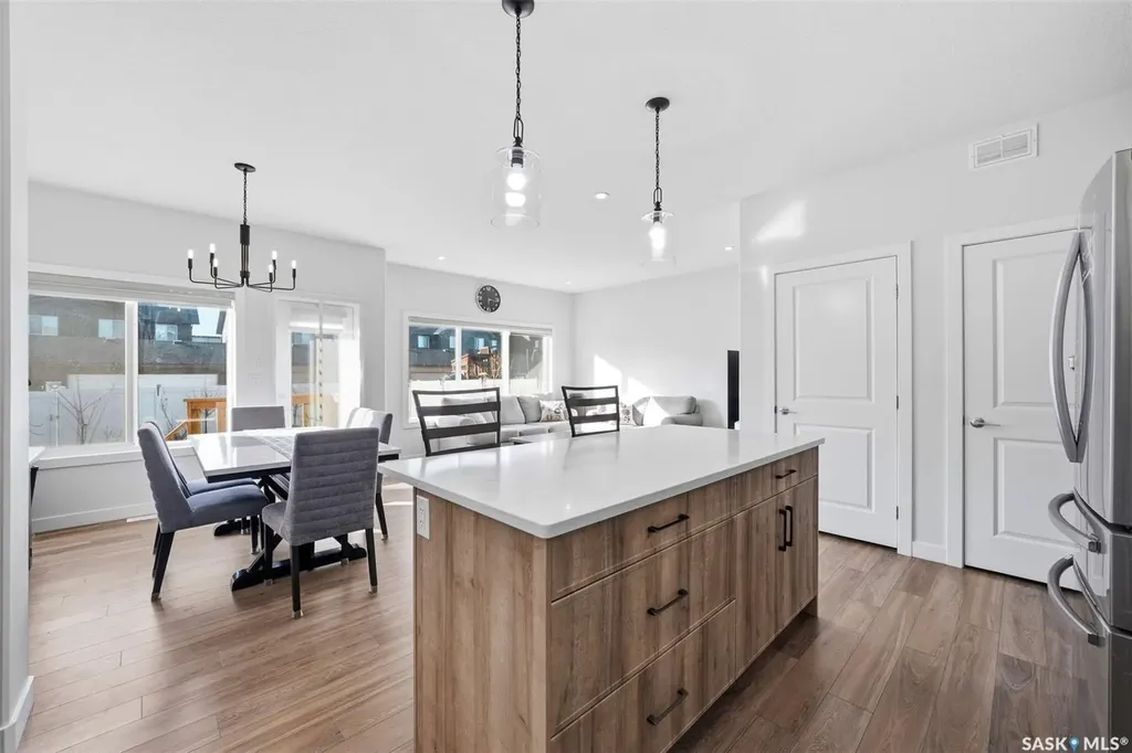 319 Skopik Crescent Saskatoon SK S7V 0V5