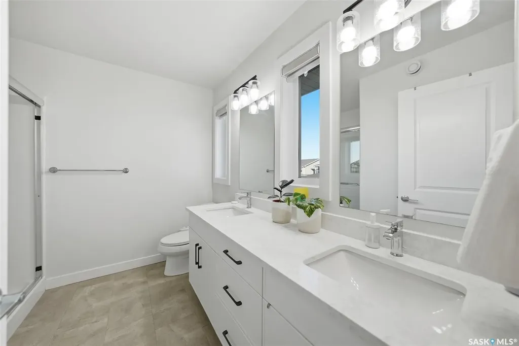 319 Skopik Crescent Saskatoon SK S7V 0V5
