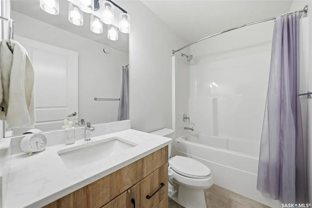 319 Skopik Crescent Saskatoon SK S7V 0V5