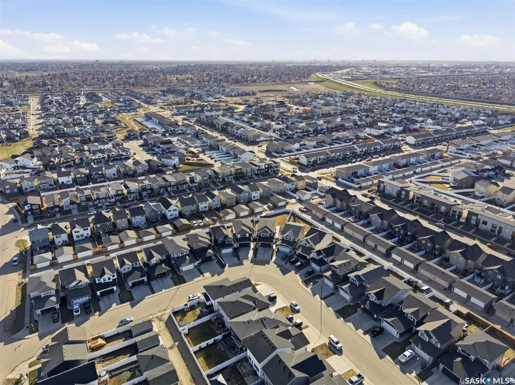319 Skopik Crescent Saskatoon SK S7V 0V5