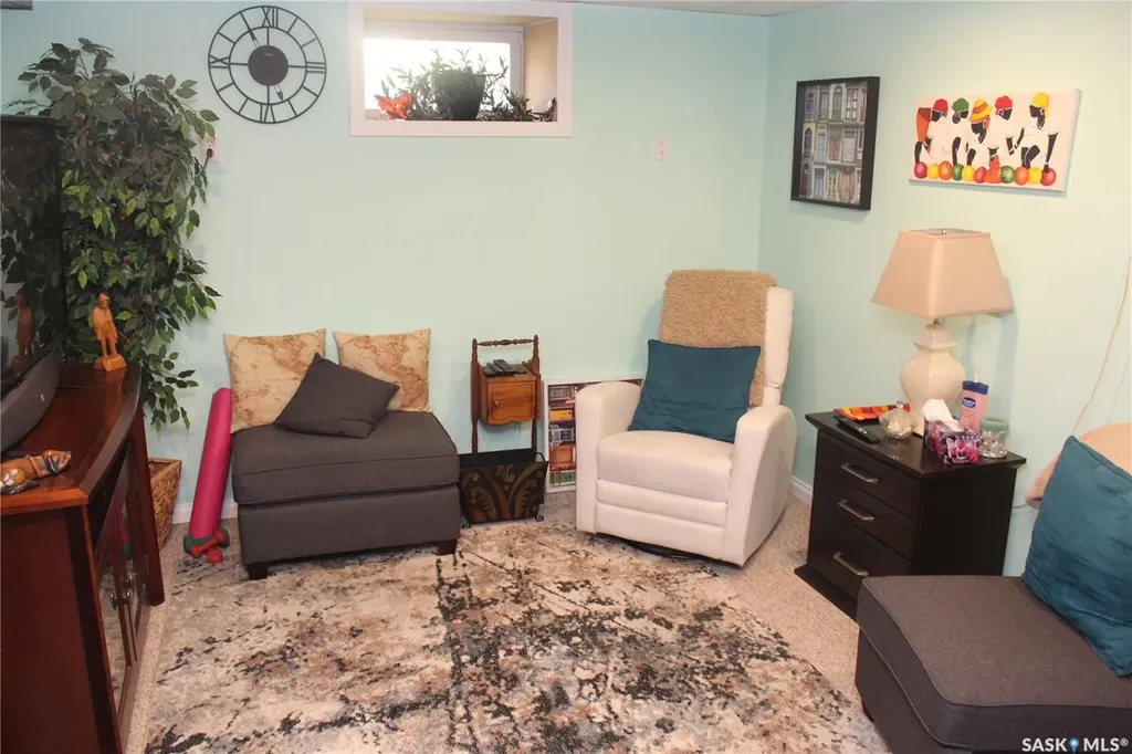 2100 Wascana Street Regina SK S4T 4J9
