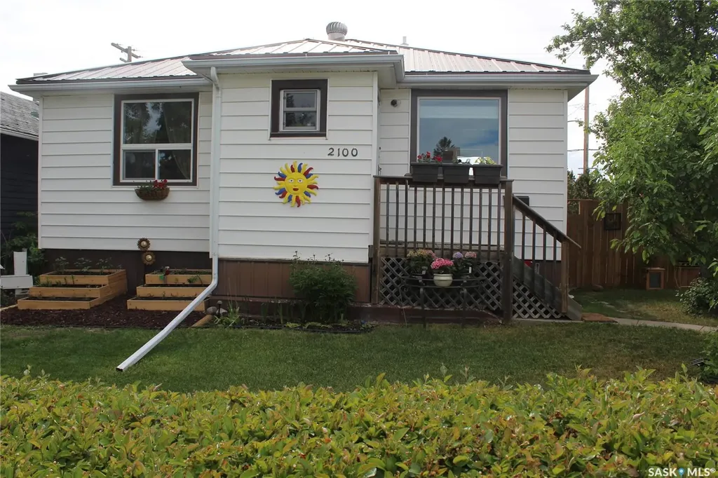 2100 Wascana Street Regina SK S4T 4J9