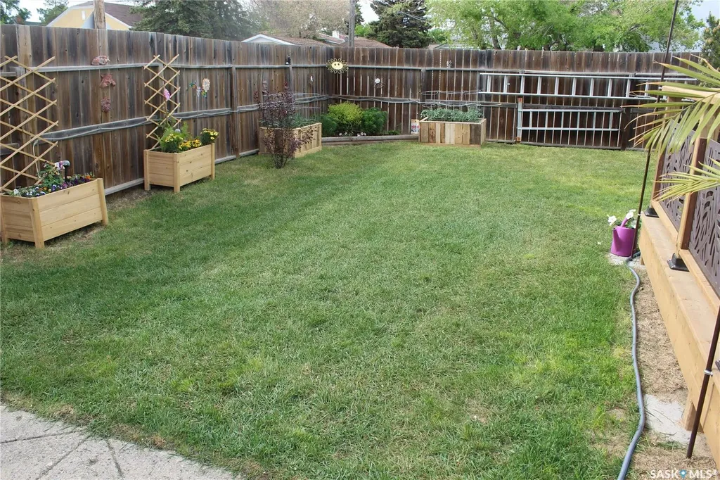 2100 Wascana Street Regina SK S4T 4J9