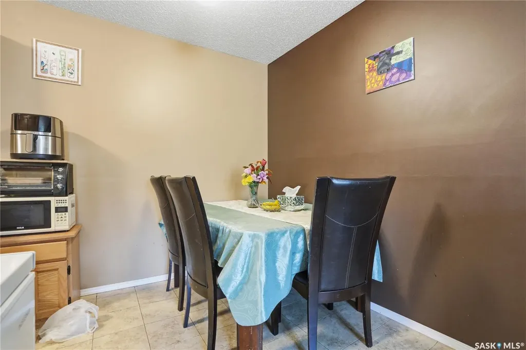 4040 8th Street E Saskatoon SK S7H 5L4