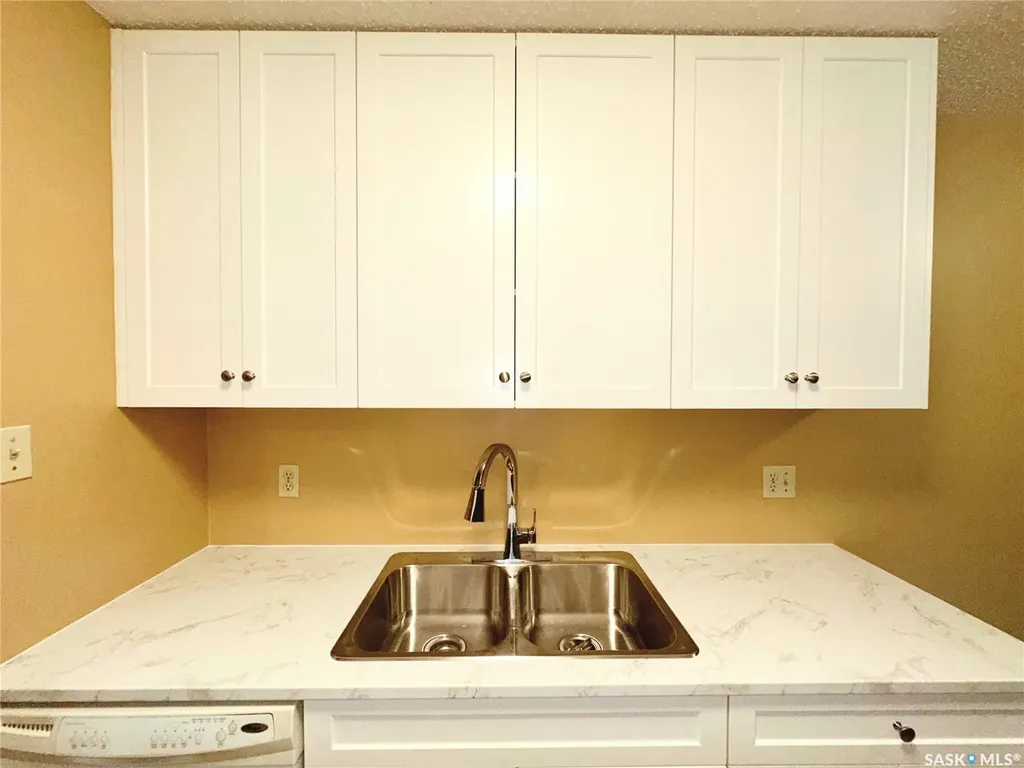 4040 8th Street E Saskatoon SK S7H 5L4