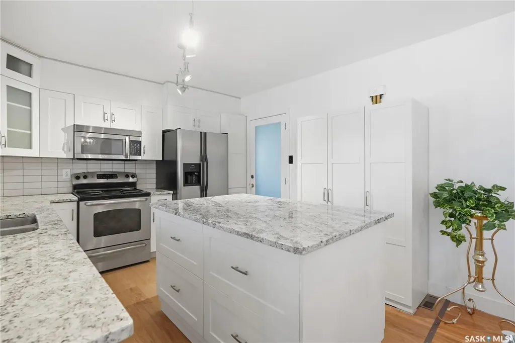 3708 Albert Street Regina SK S4S 3P9