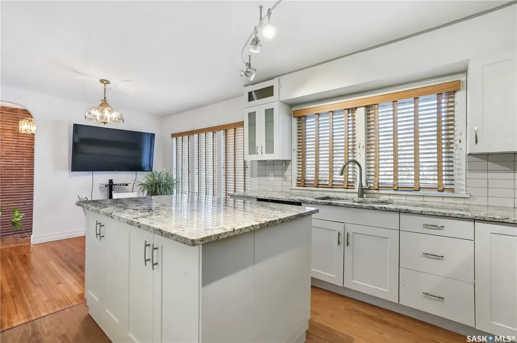 3708 Albert Street Regina SK S4S 3P9