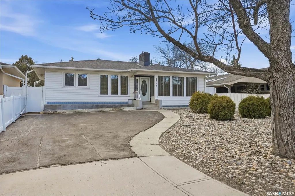 3708 Albert Street Regina SK S4S 3P9