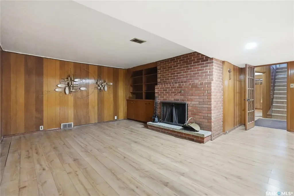 3708 Albert Street Regina SK S4S 3P9