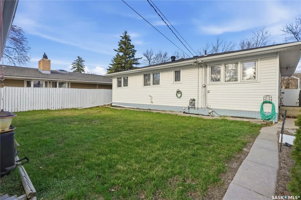 3708 Albert Street Regina SK S4S 3P9