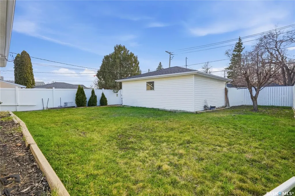 3708 Albert Street Regina SK S4S 3P9