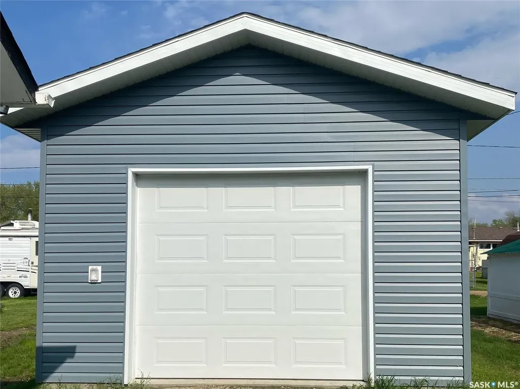58 5th Street SE Preeceville SK S0A 3B0