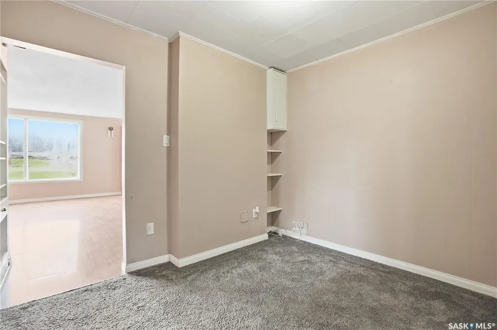 1065 Stadacona Street W Moose Jaw SK S6H 2B1