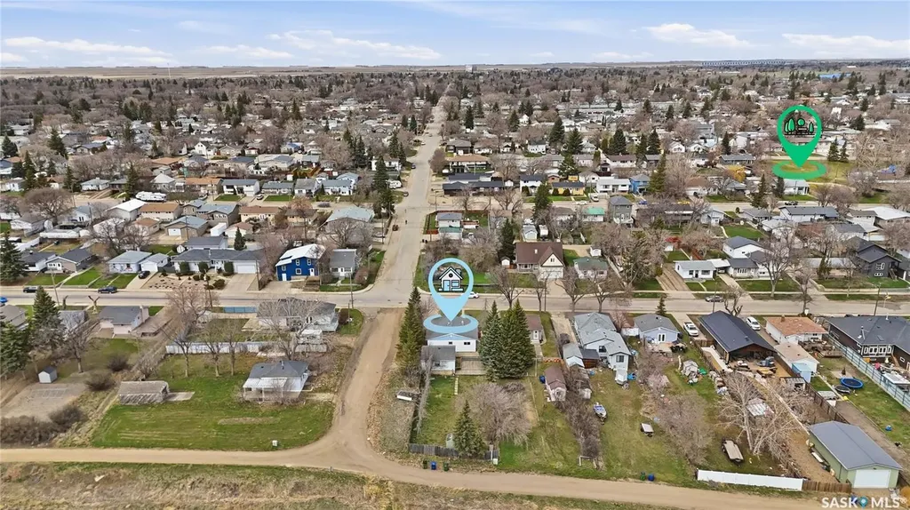 1065 Stadacona Street W Moose Jaw SK S6H 2B1