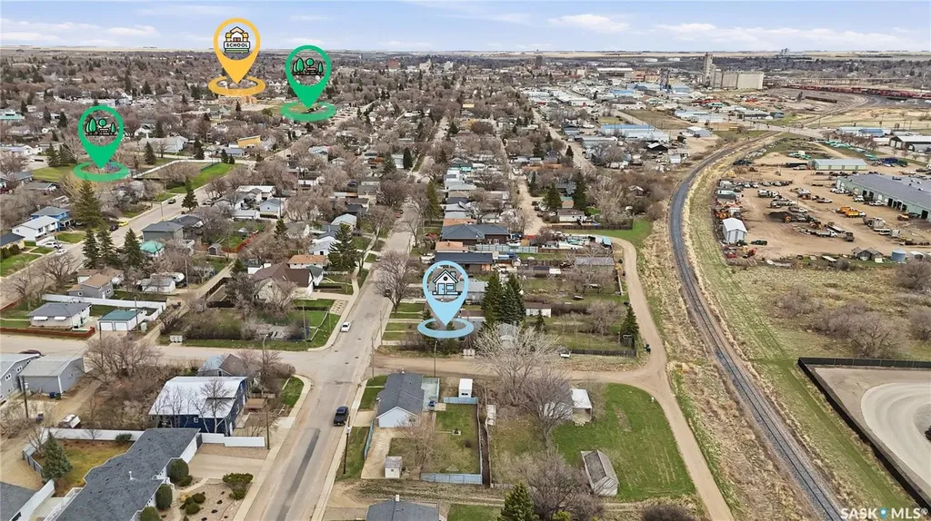 1065 Stadacona Street W Moose Jaw SK S6H 2B1