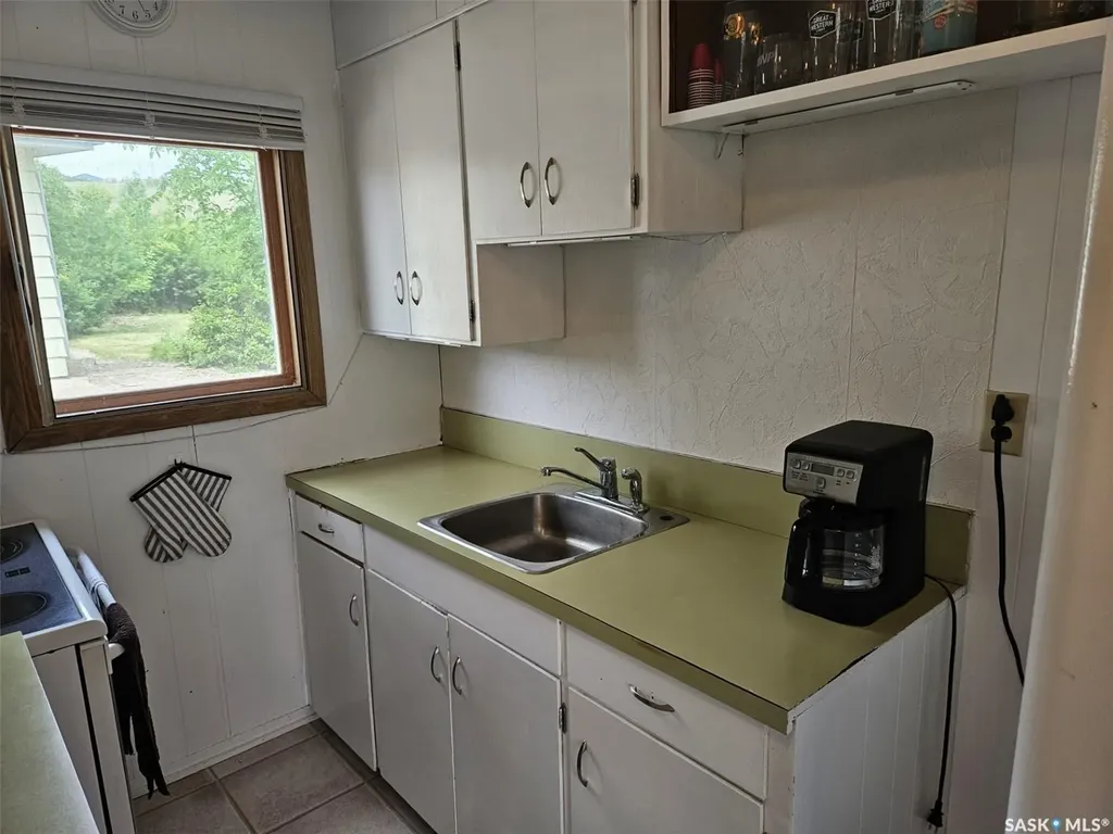178 Lakeshore Drive Kannata Valley SK S0G 4L0