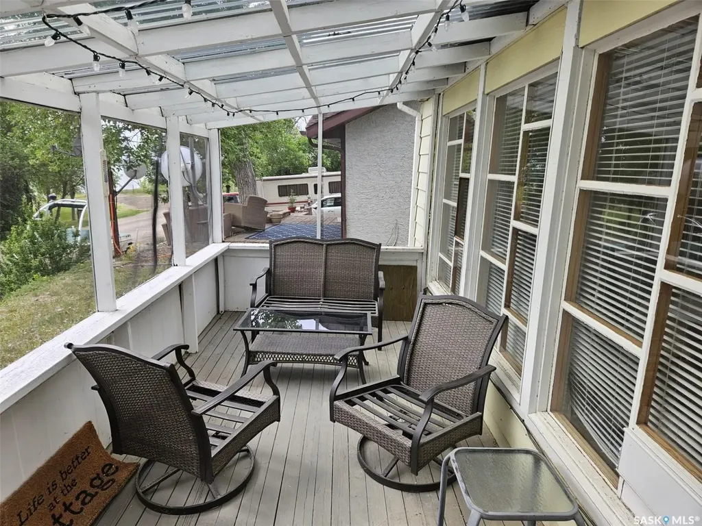 178 Lakeshore Drive Kannata Valley SK S0G 4L0