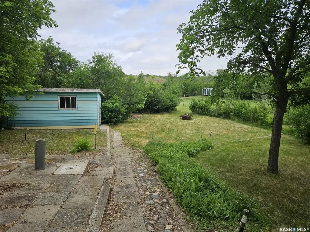 178 Lakeshore Drive Kannata Valley SK S0G 4L0
