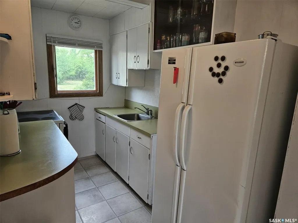 178 Lakeshore Drive Kannata Valley SK S0G 4L0