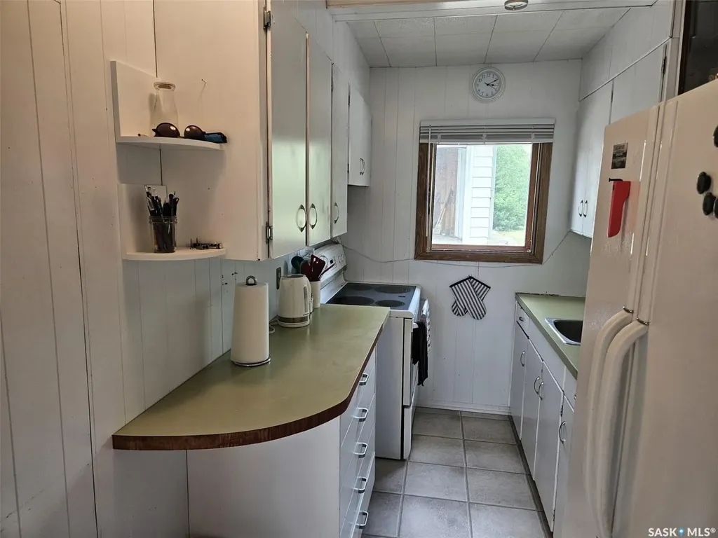 178 Lakeshore Drive Kannata Valley SK S0G 4L0