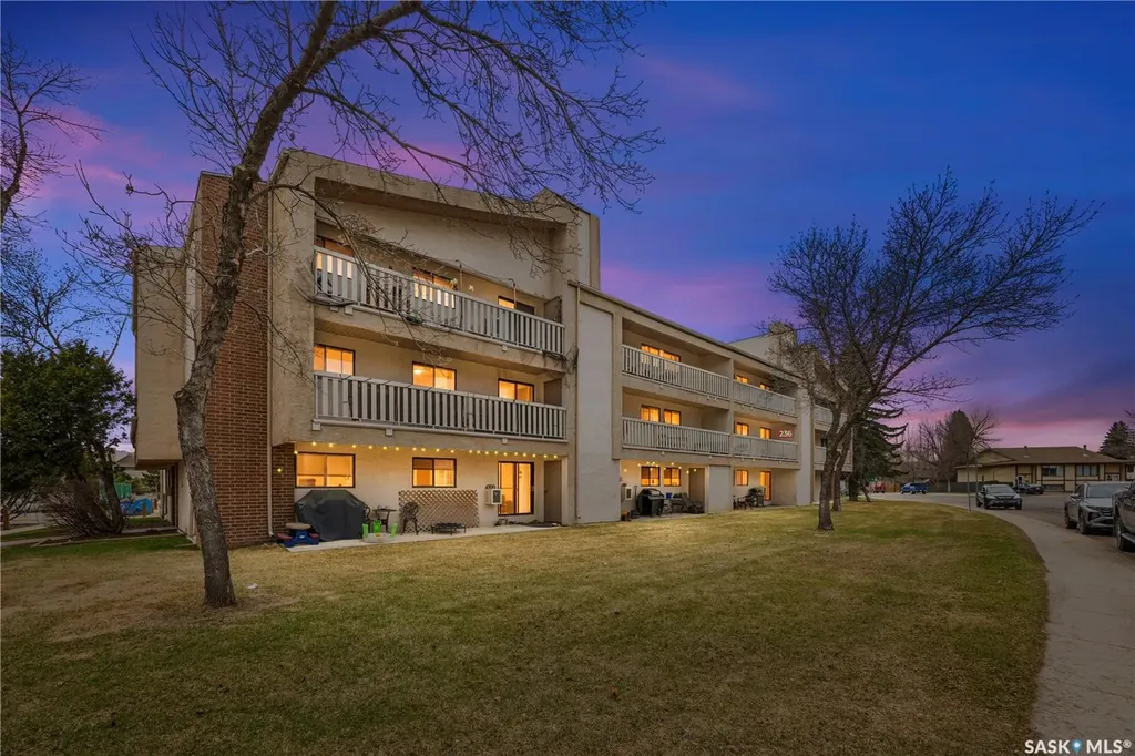 310 Stillwater Drive Saskatoon SK S7J 4H7