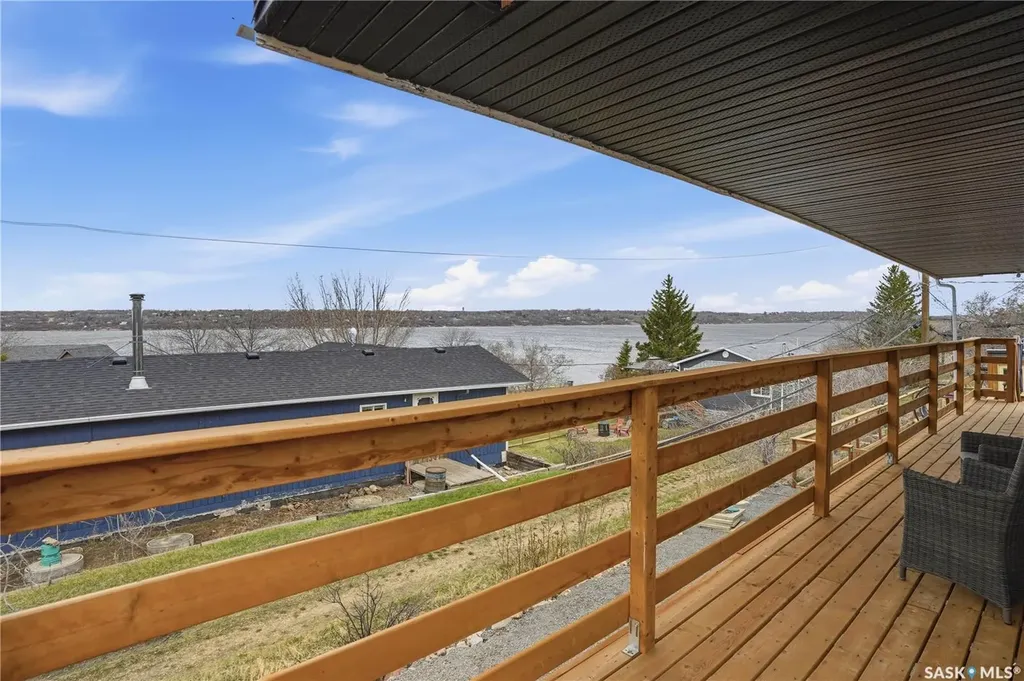 608 Aurora Street Saskatchewan Beach SK S0G 4L0