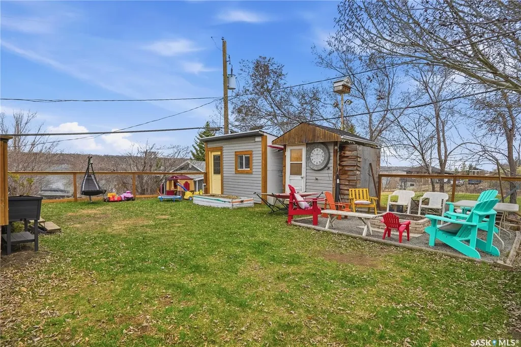 608 Aurora Street Saskatchewan Beach SK S0G 4L0