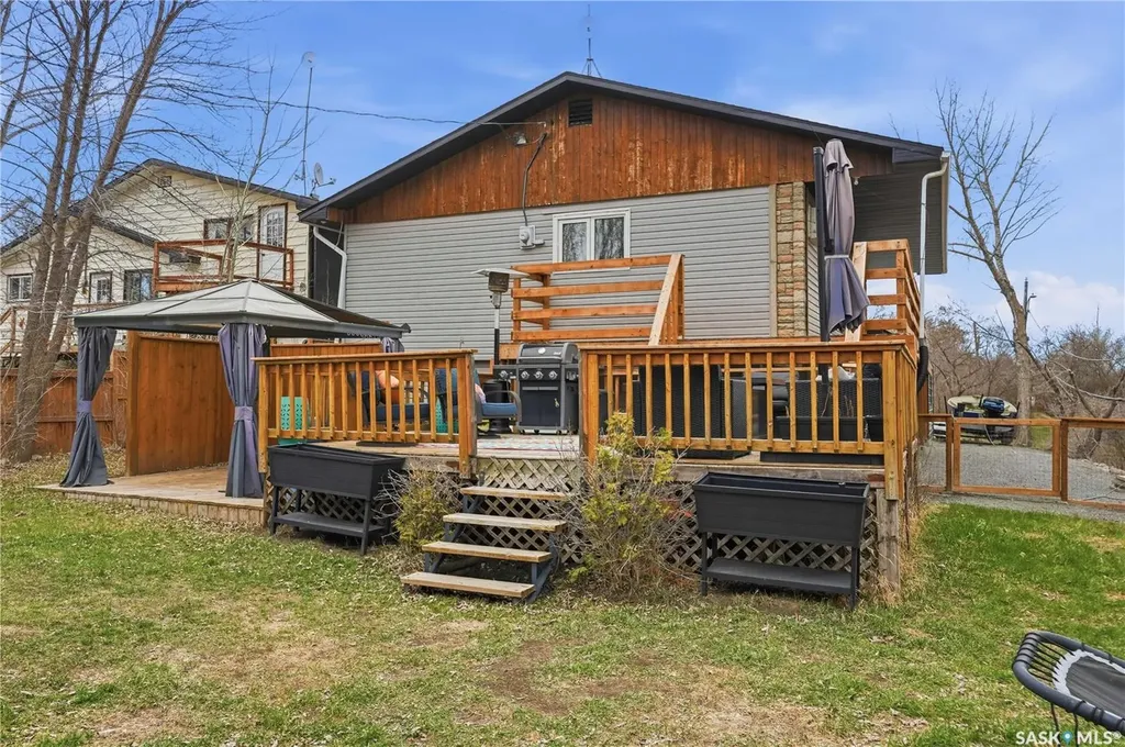 608 Aurora Street Saskatchewan Beach SK S0G 4L0