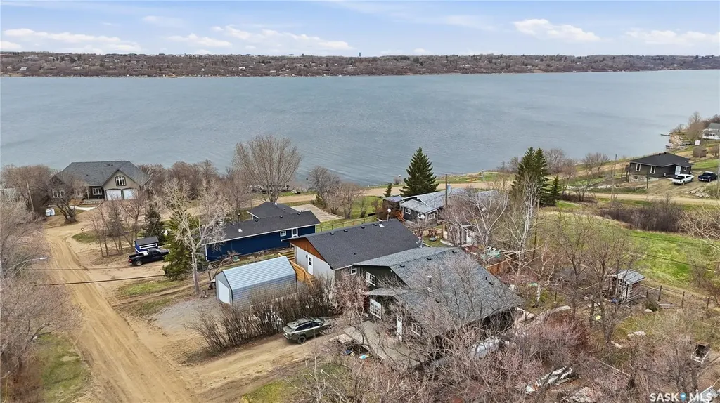 608 Aurora Street Saskatchewan Beach SK S0G 4L0