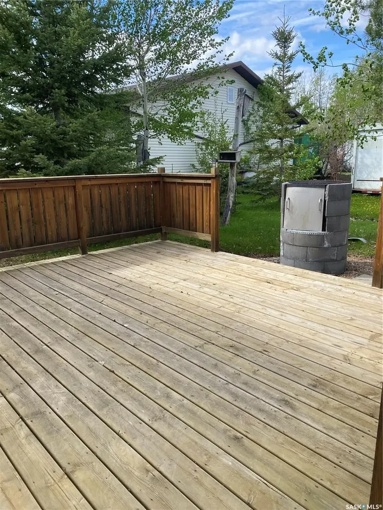 210 Travis Avenue Fishing Lake SK S0A 1Y0