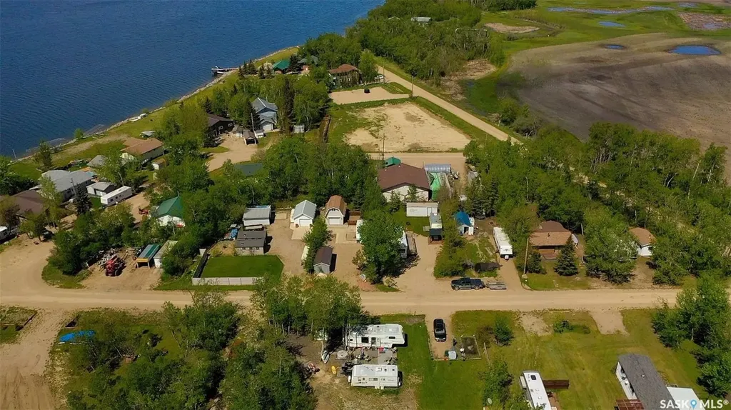 210 Travis Avenue Fishing Lake SK S0A 1Y0