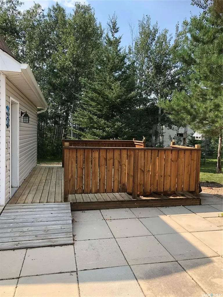 210 Travis Avenue Fishing Lake SK S0A 1Y0