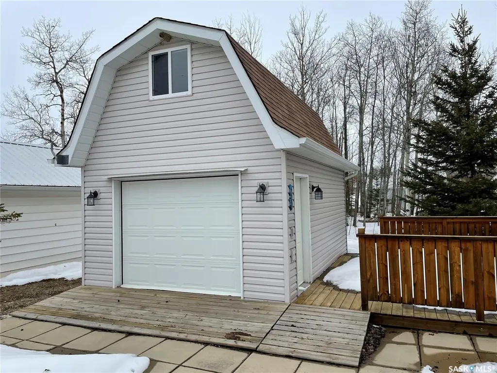 210 Travis Avenue Fishing Lake SK S0A 1Y0