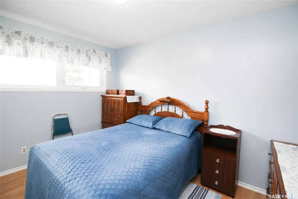 435 3rd Avenue E Shaunavon SK S0N 2M0