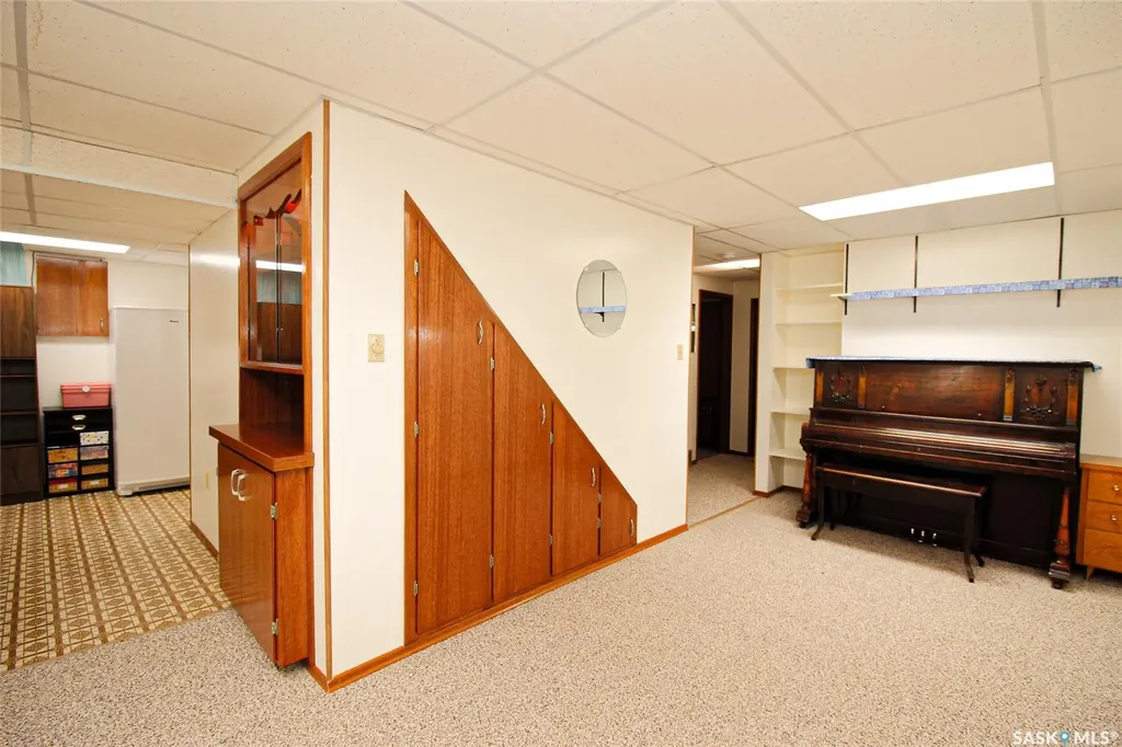 435 3rd Avenue E Shaunavon SK S0N 2M0