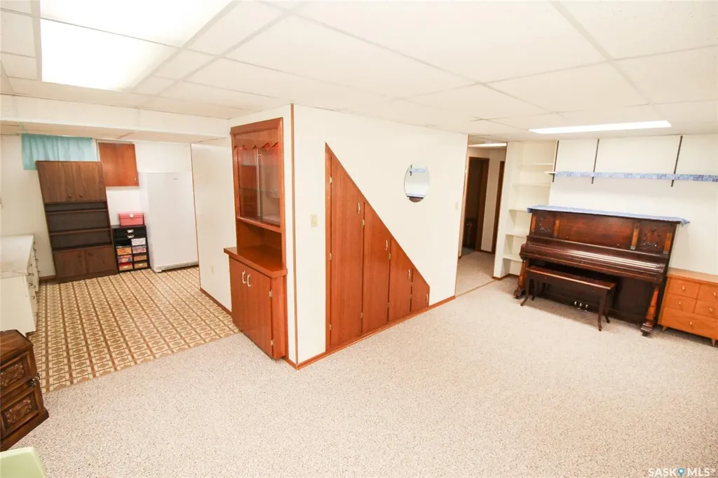 435 3rd Avenue E Shaunavon SK S0N 2M0