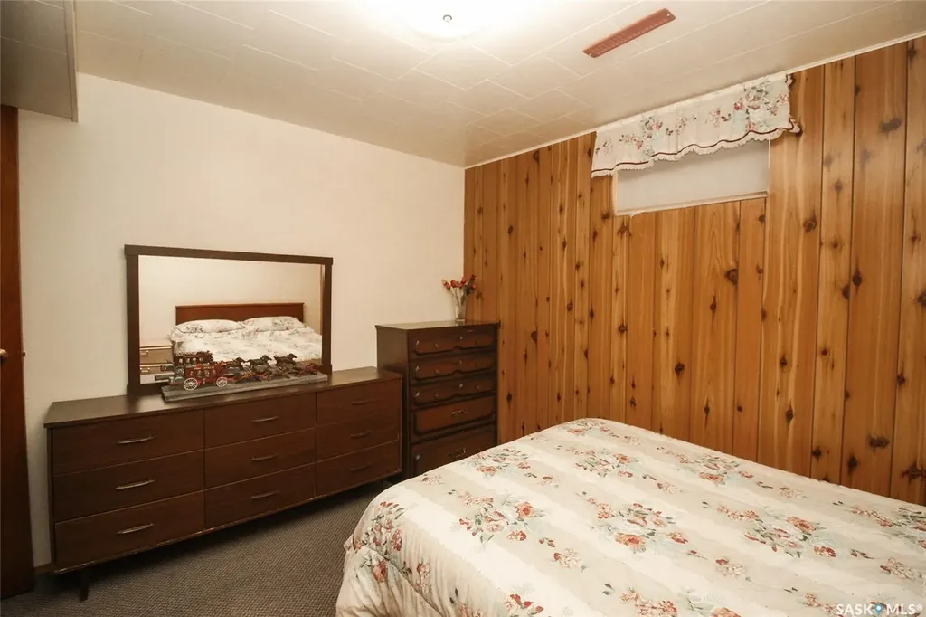 435 3rd Avenue E Shaunavon SK S0N 2M0