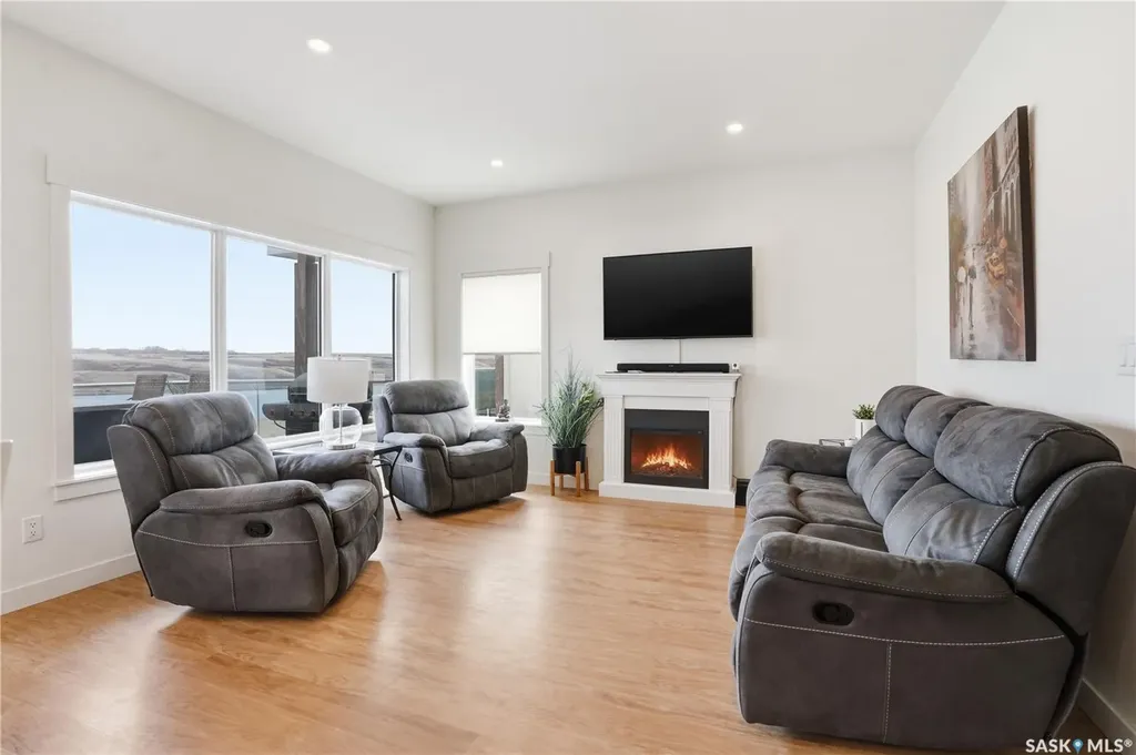125 Sunrise Drive Dundurn Rm No. 314 SK S7C 0A6